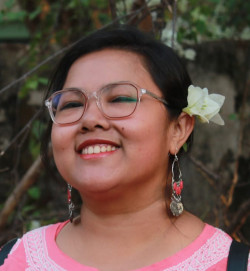 Poulami Seal headshot